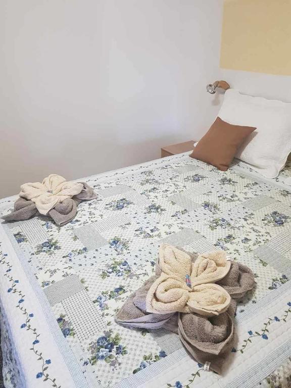 Guesthouse Samolov Vrhovine Eksteriør billede