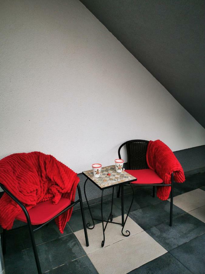 Guesthouse Samolov Vrhovine Eksteriør billede